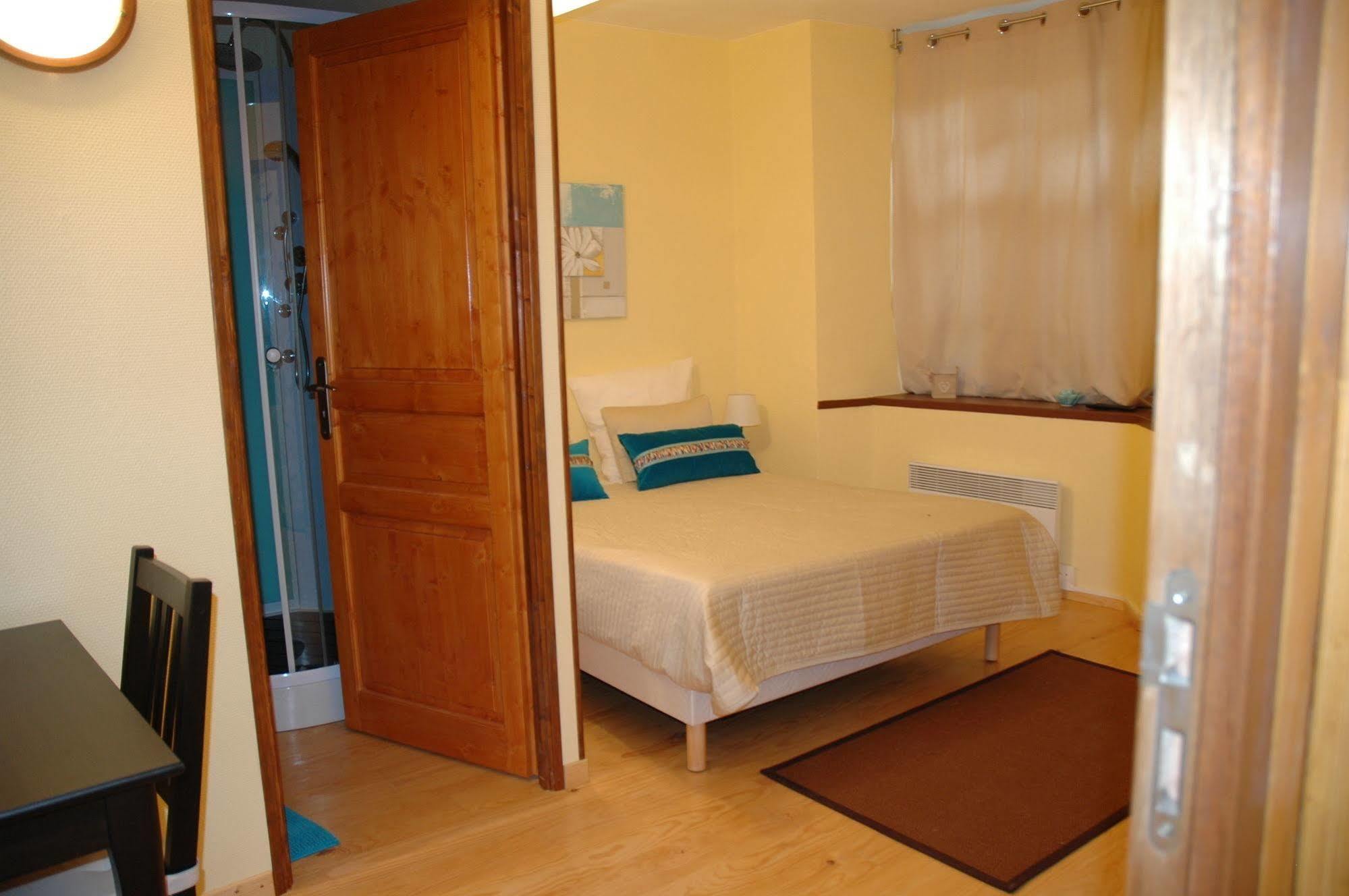 Maison Maxil Hotel Massat Buitenkant foto